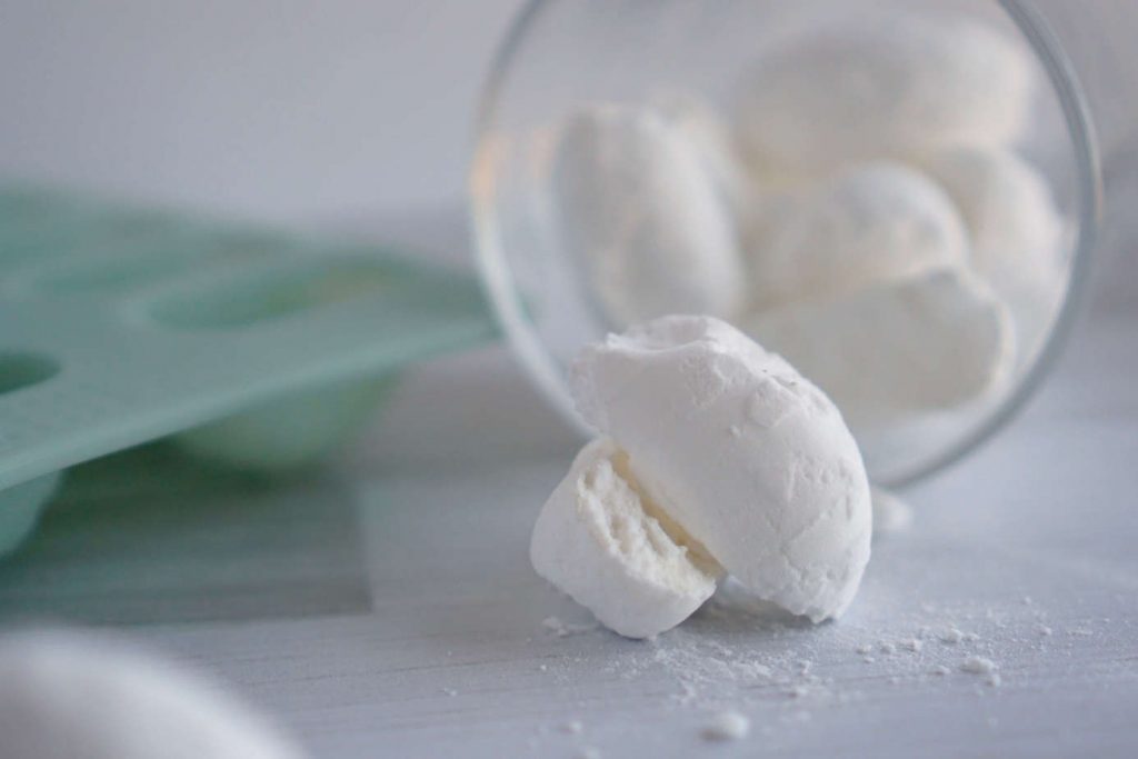 DIY Aromatherapy Shower Tablets: